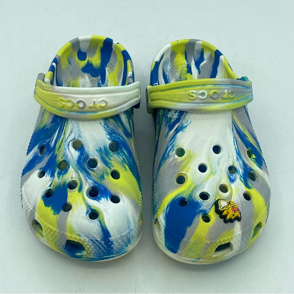 CROCS Classic Clog Youth Size C 12 Marbled Tie Dye Blue Yellow + Super Sonic - Picture 4 of 12